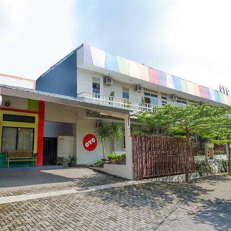 New Mira Hotel Semarang Eksteriør bilde
