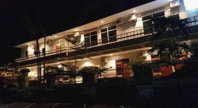 New Mira Hotel Semarang Eksteriør bilde