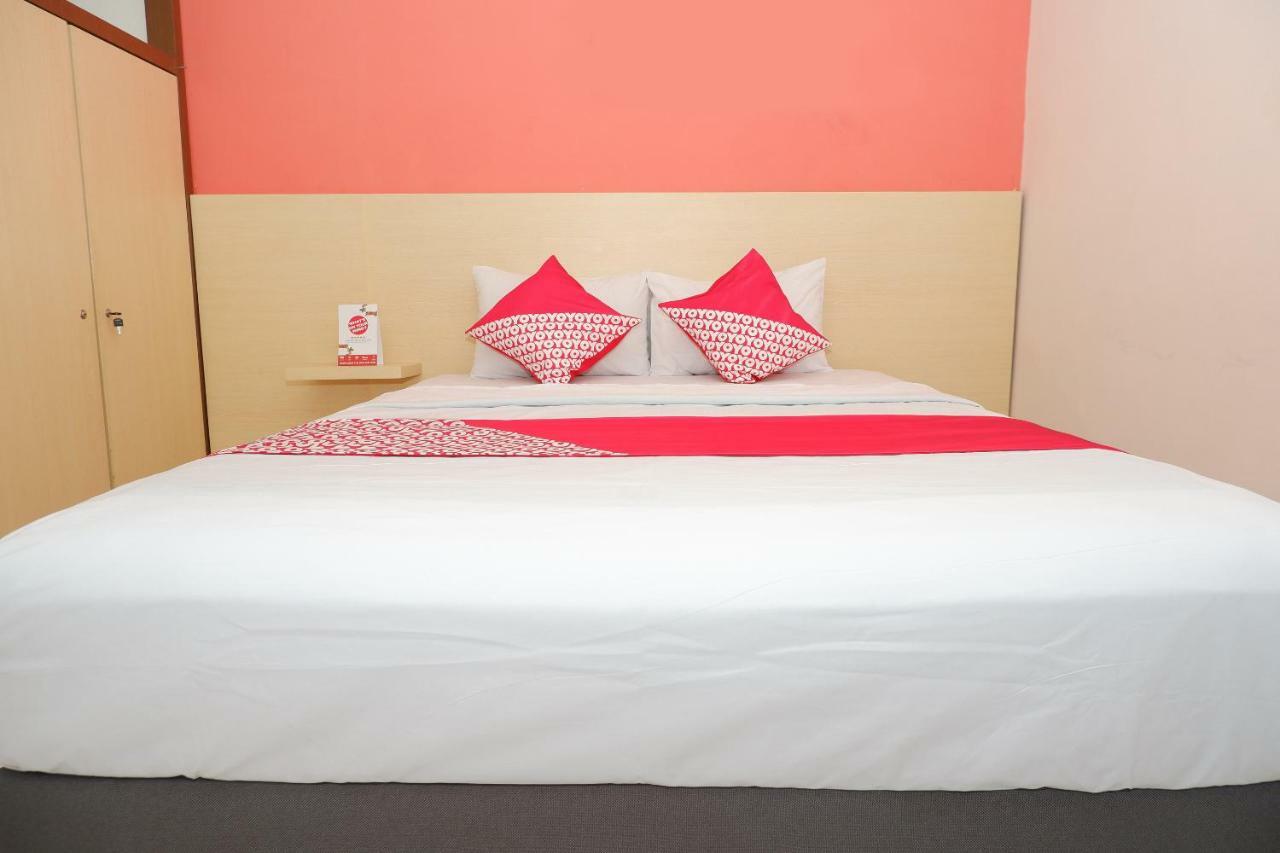 New Mira Hotel Semarang Eksteriør bilde
