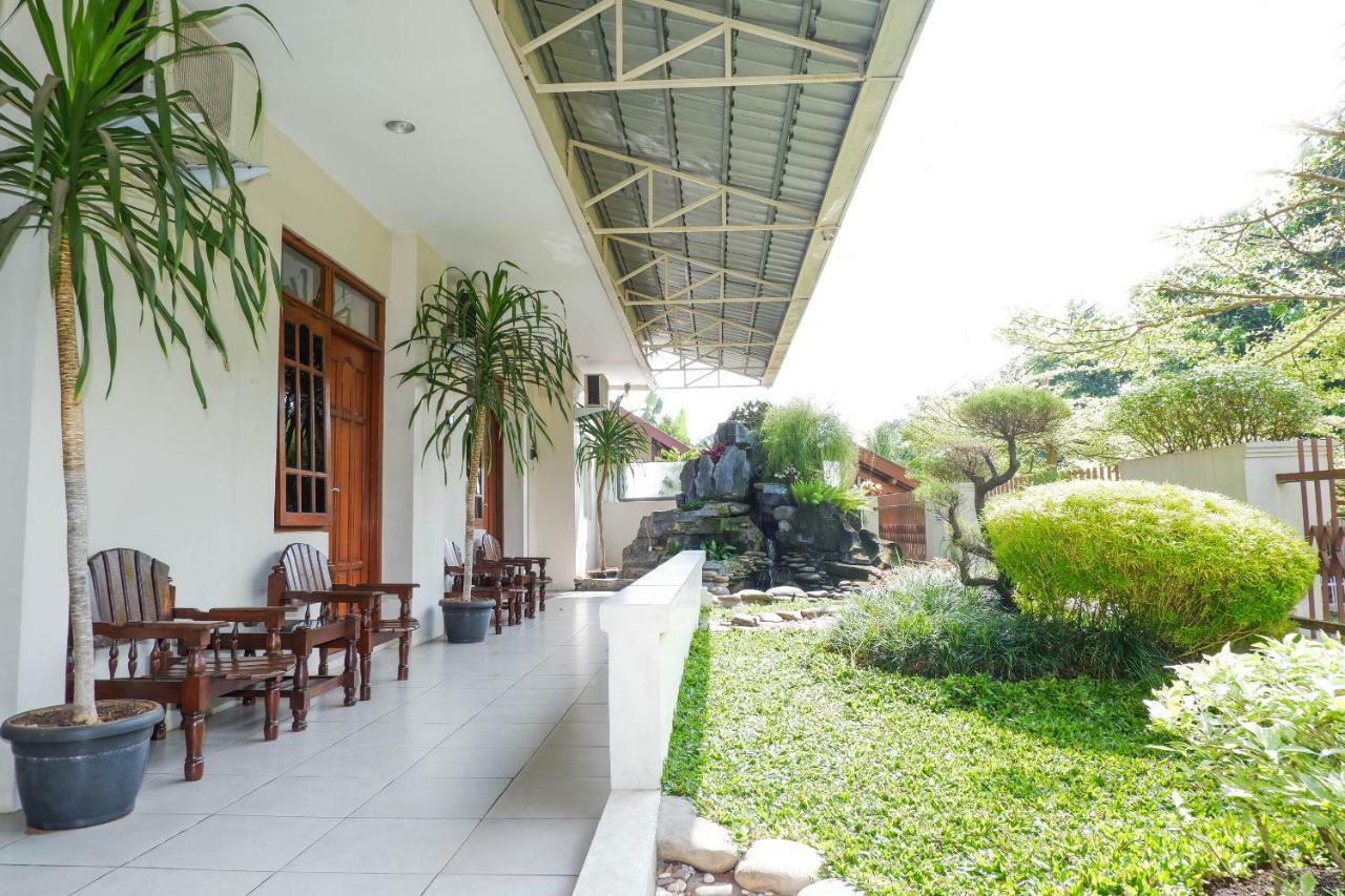 New Mira Hotel Semarang Eksteriør bilde