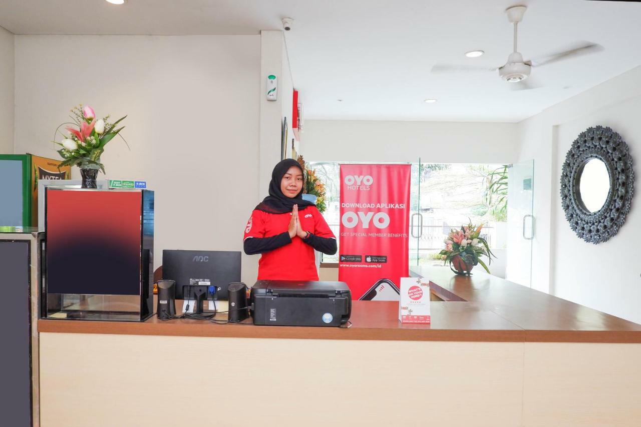 New Mira Hotel Semarang Eksteriør bilde